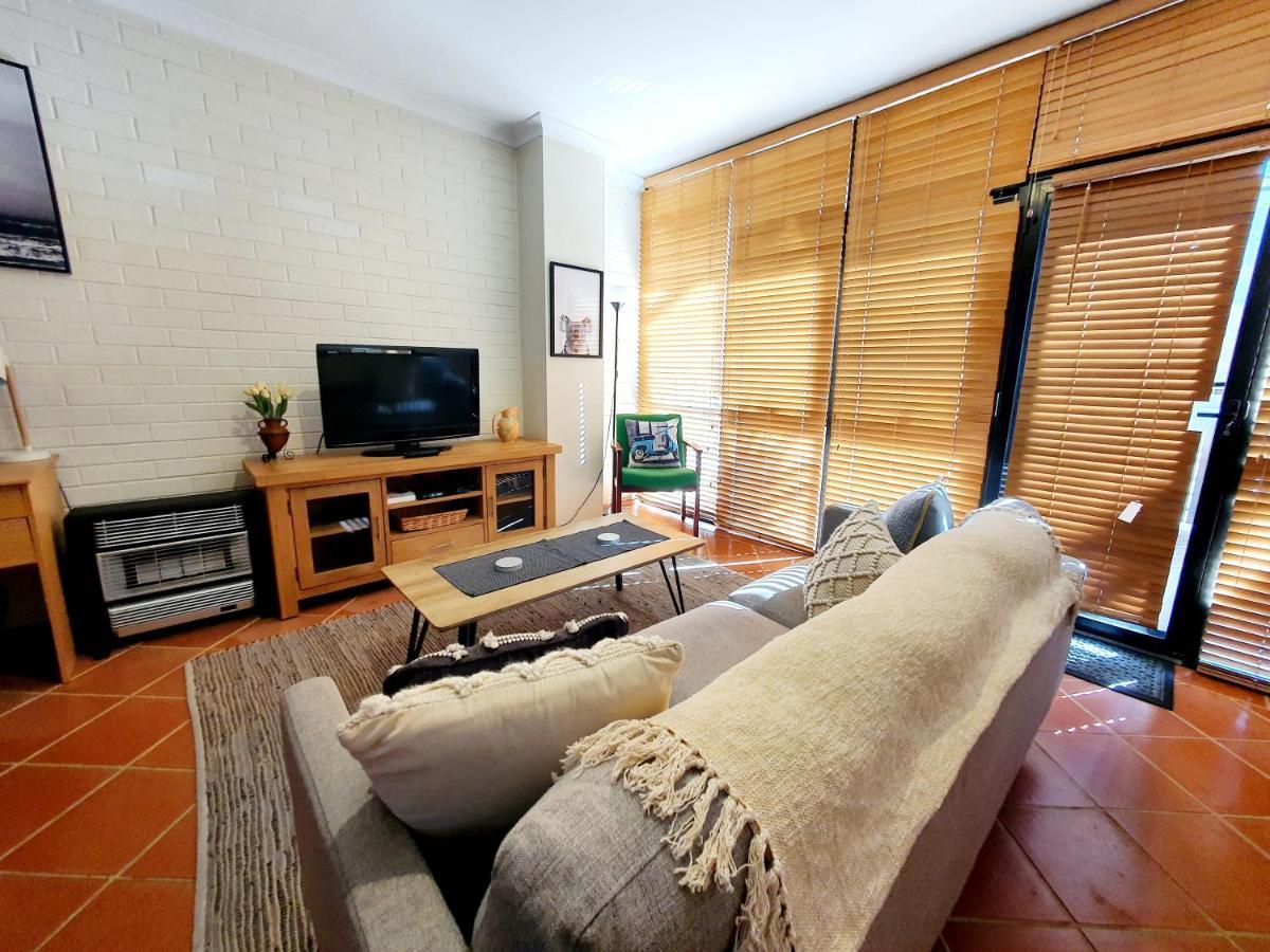 Apartment Primary 43 2brm Townhouse Fremantle With 2 Carbays Perth